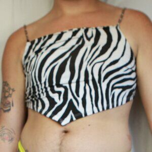 Just Polly Zebra Black & White Stripe Triangular Bandana Top with Chain Strap L